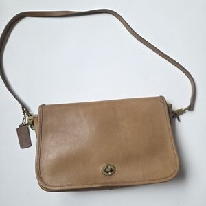 Vintage Coach Convertible Clutch Handbag Tan